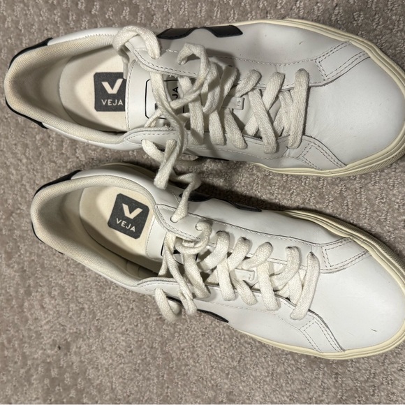 Veja Sneakers with Black Accent - Picture 2 of 7